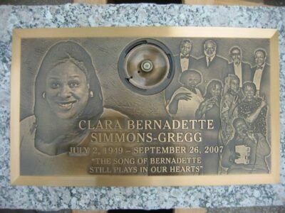 innovative-grave-marker-materials